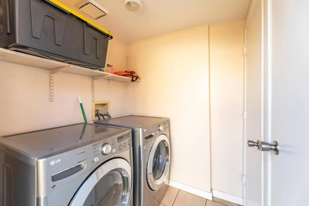 A+ 2 Bedroom Victorian Home Away From Home Sacramento